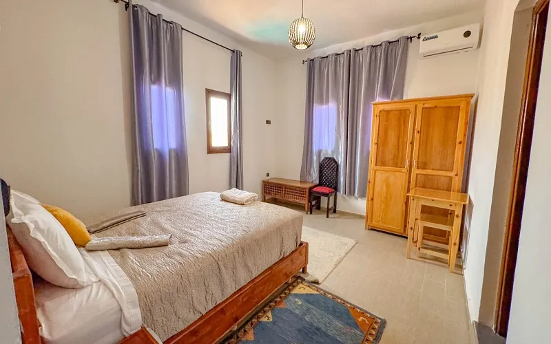 Chambre double de l'hôtel Riad Ouinz à Aït Ben Haddou