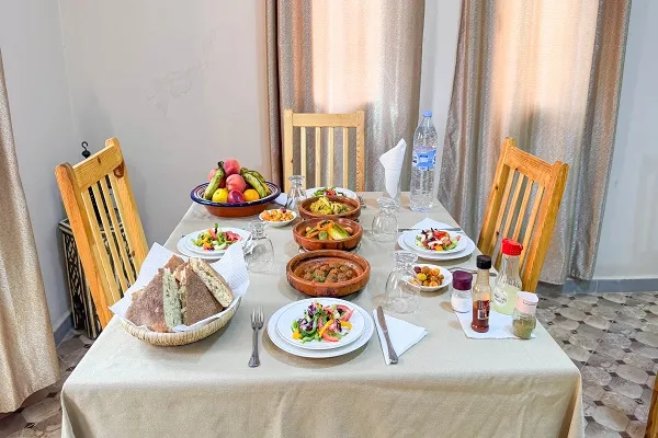 Moroccan restaurant in Ait Ben Haddou